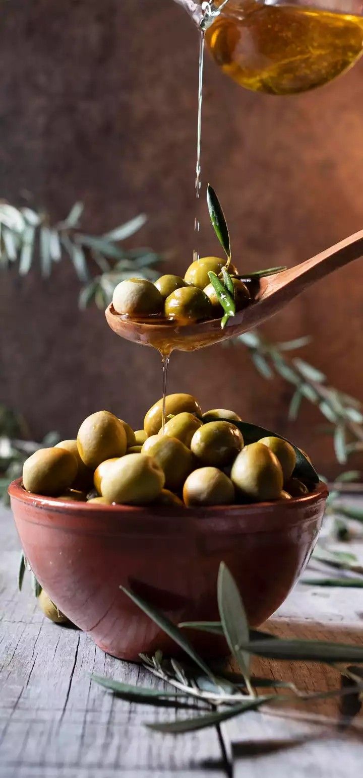 |Olive Harvesting|